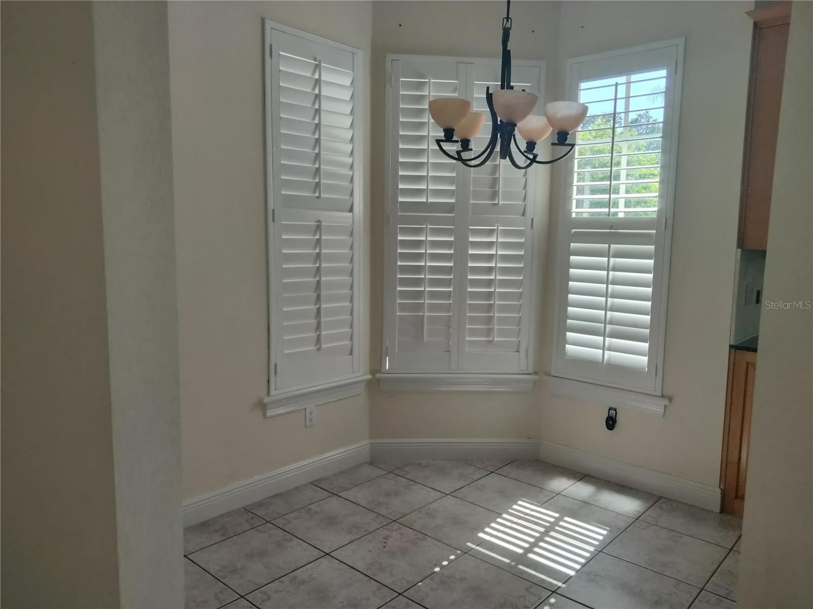 DOLPHIN CAY-PHASE 1 - Residential Lease