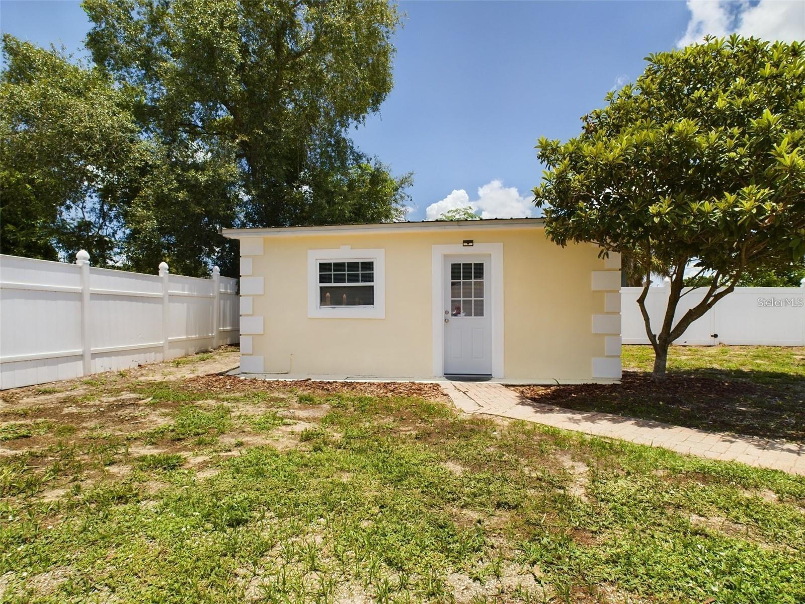 AUBURNDALE HEIGHTS - Residential