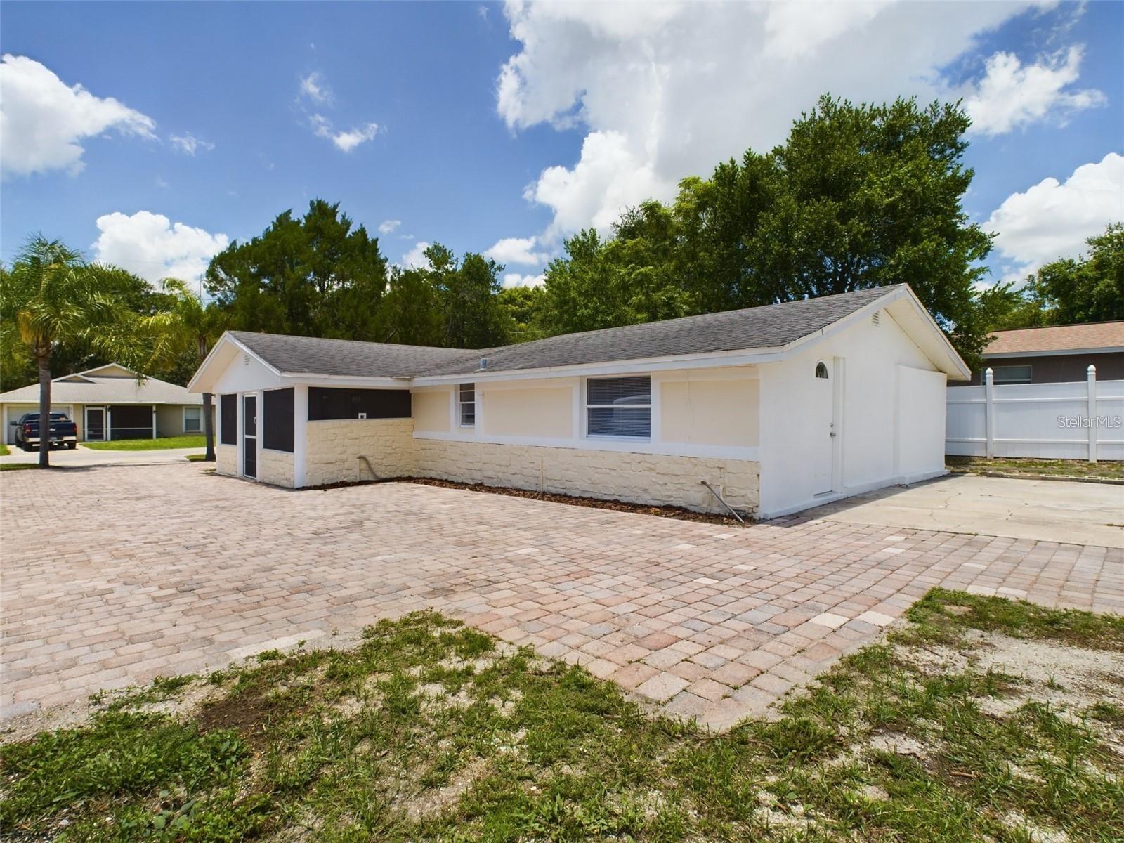AUBURNDALE HEIGHTS - Residential