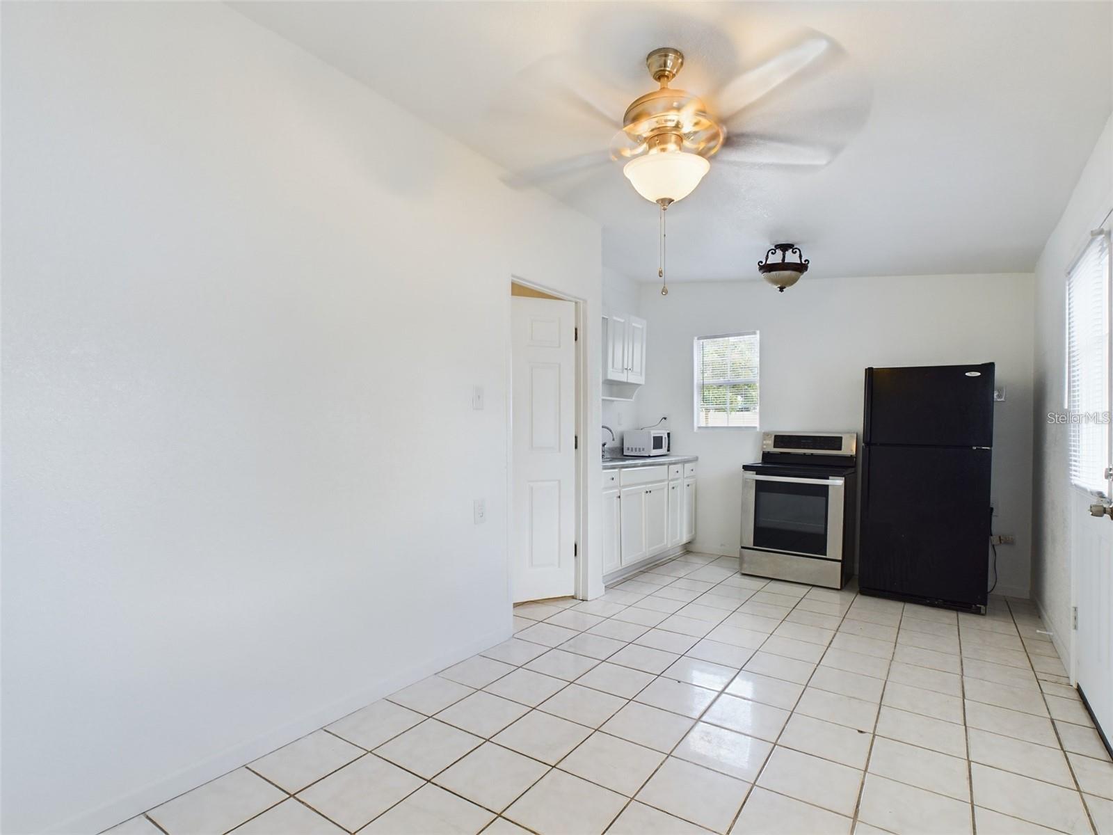 AUBURNDALE HEIGHTS - Residential