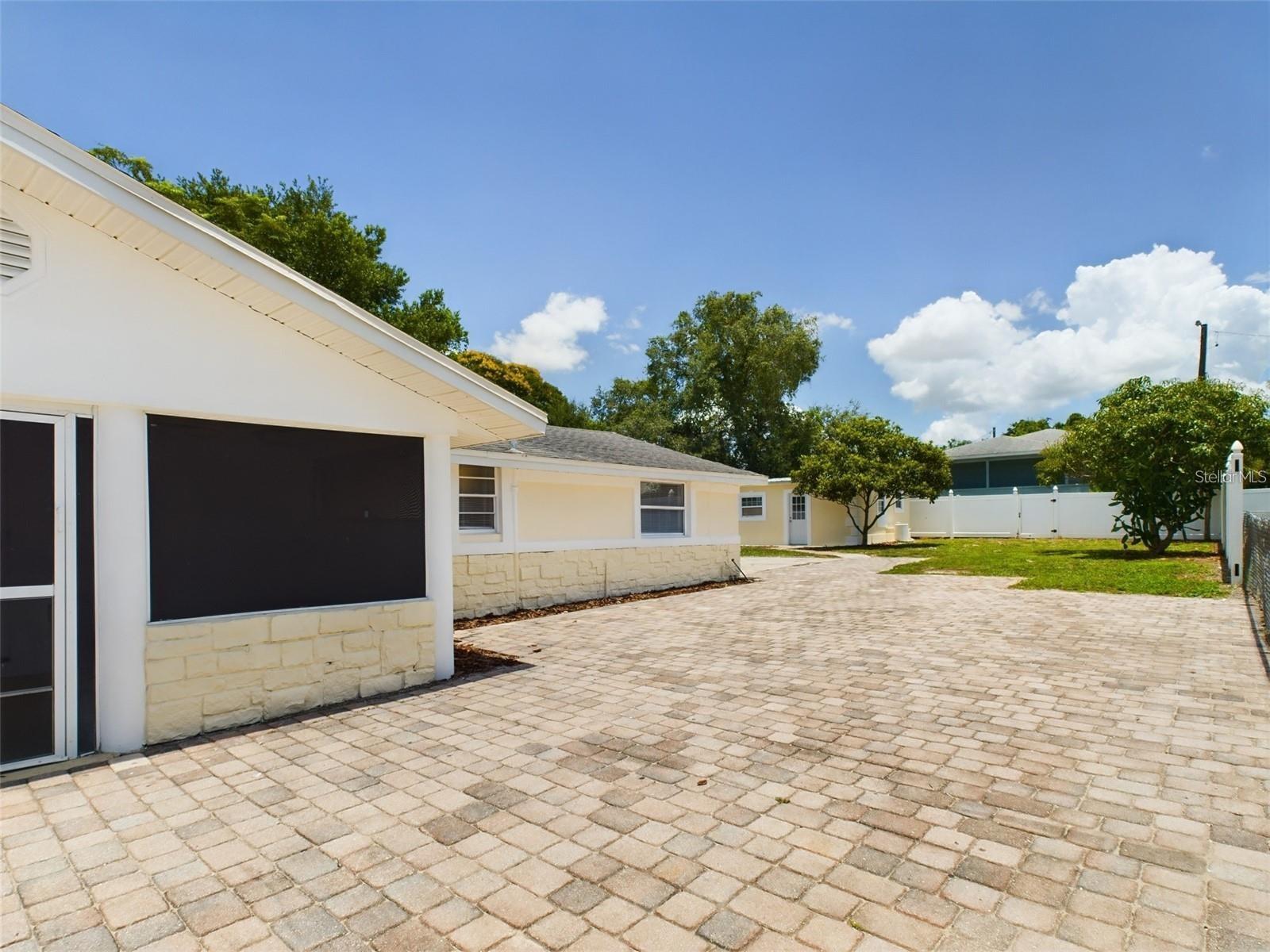AUBURNDALE HEIGHTS - Residential