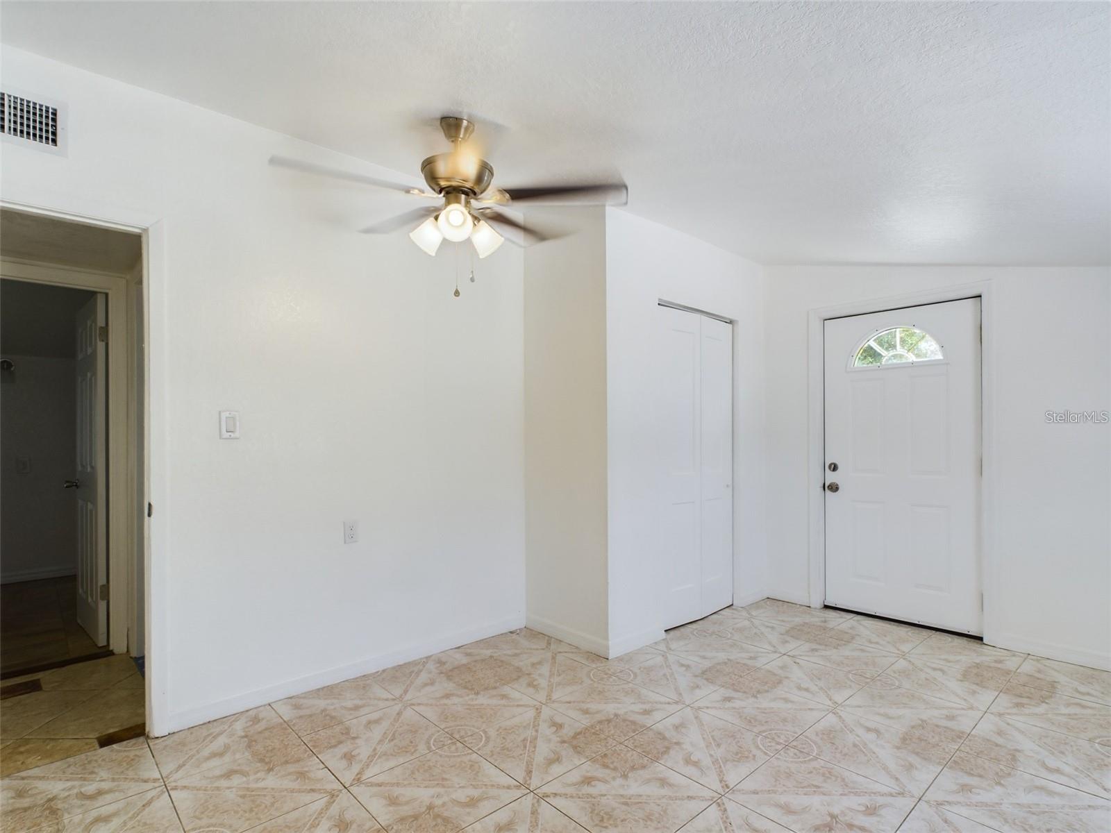 AUBURNDALE HEIGHTS - Residential