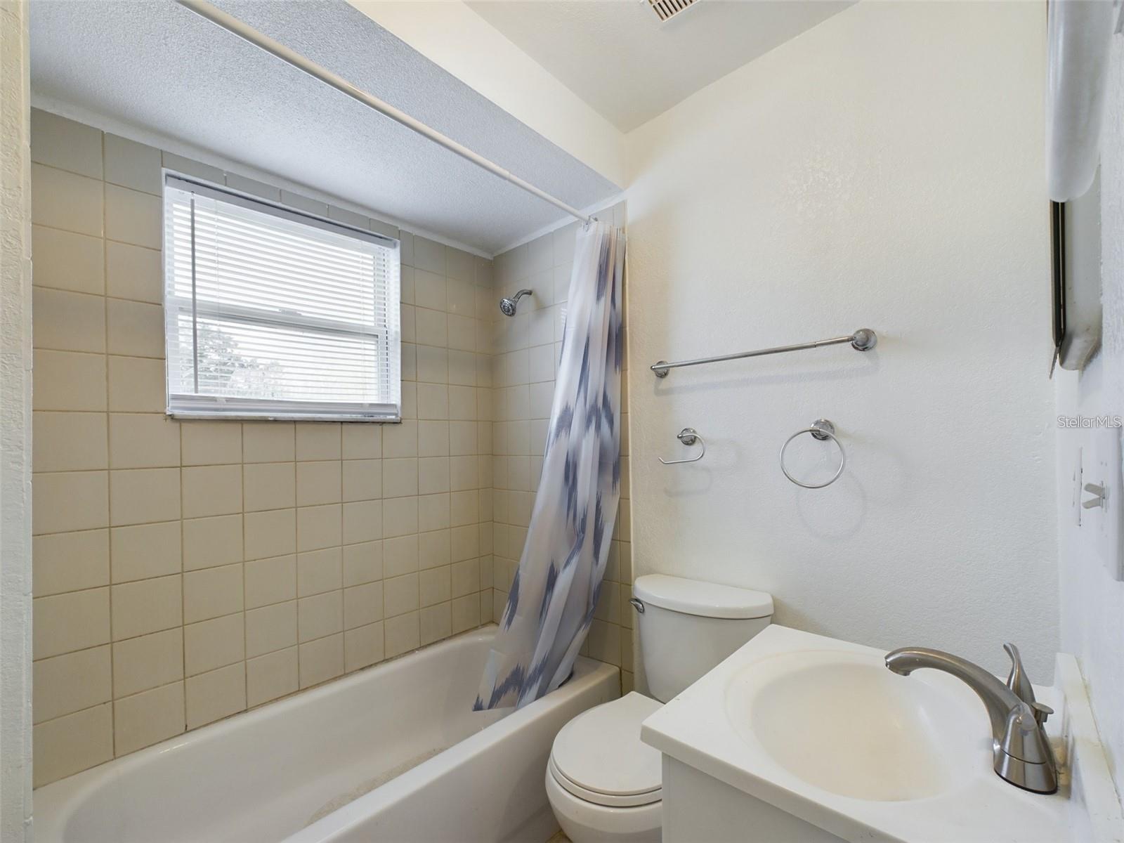AUBURNDALE HEIGHTS - Residential