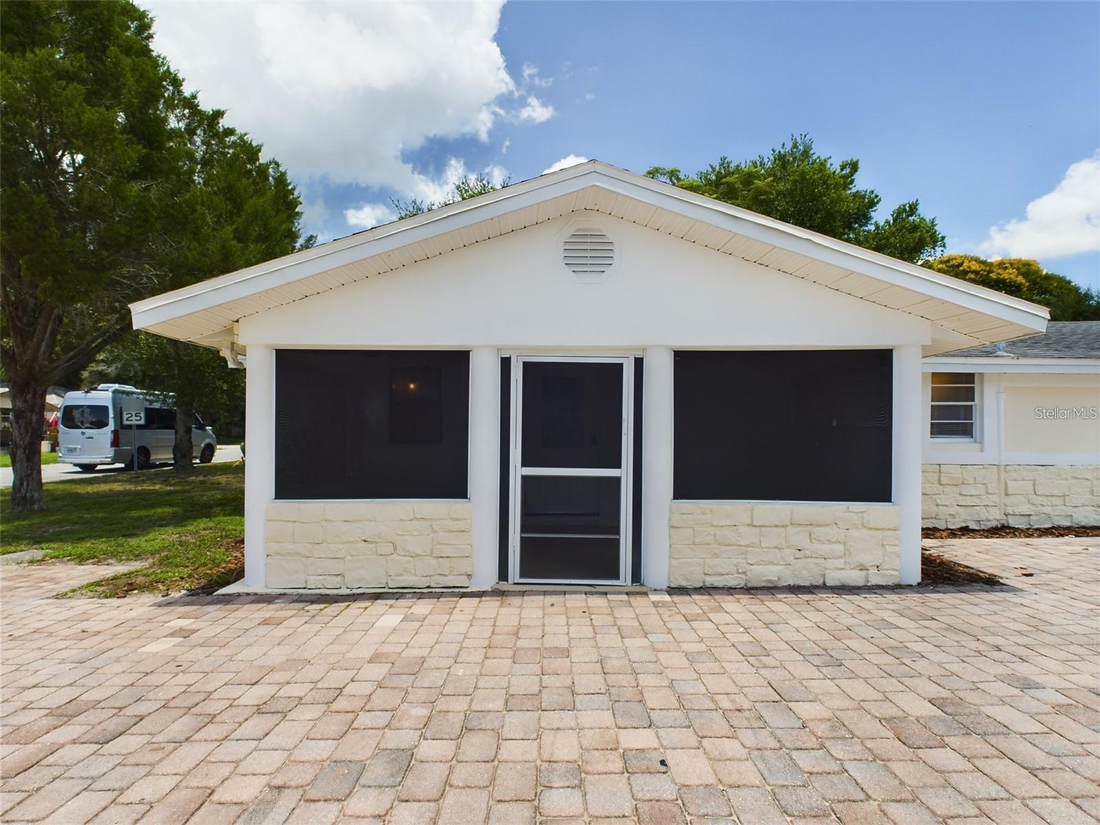 AUBURNDALE HEIGHTS - Residential
