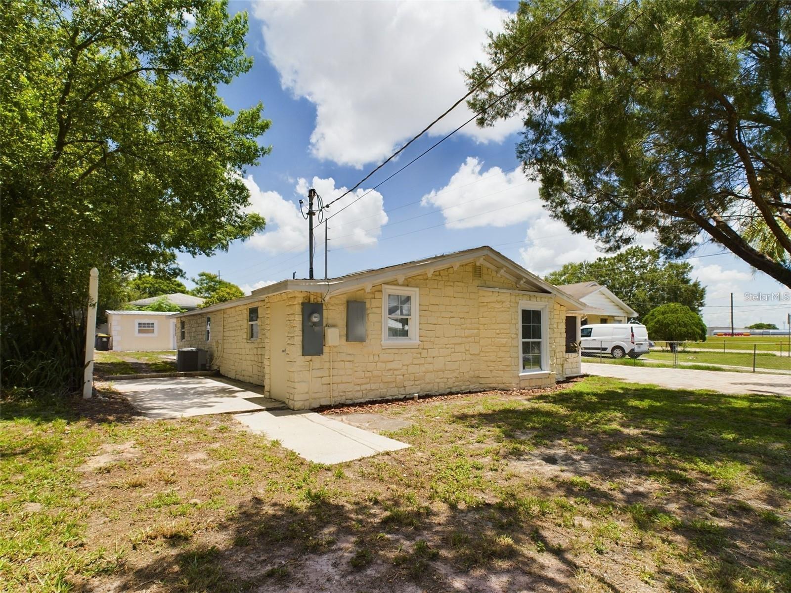 AUBURNDALE HEIGHTS - Residential