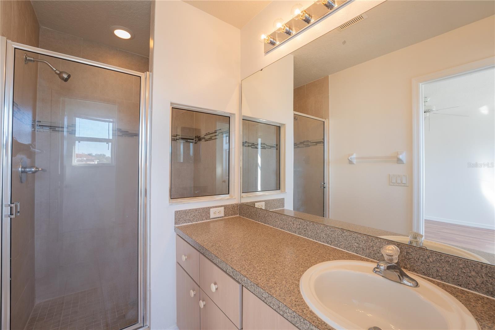 FIESTA KEY - Residential