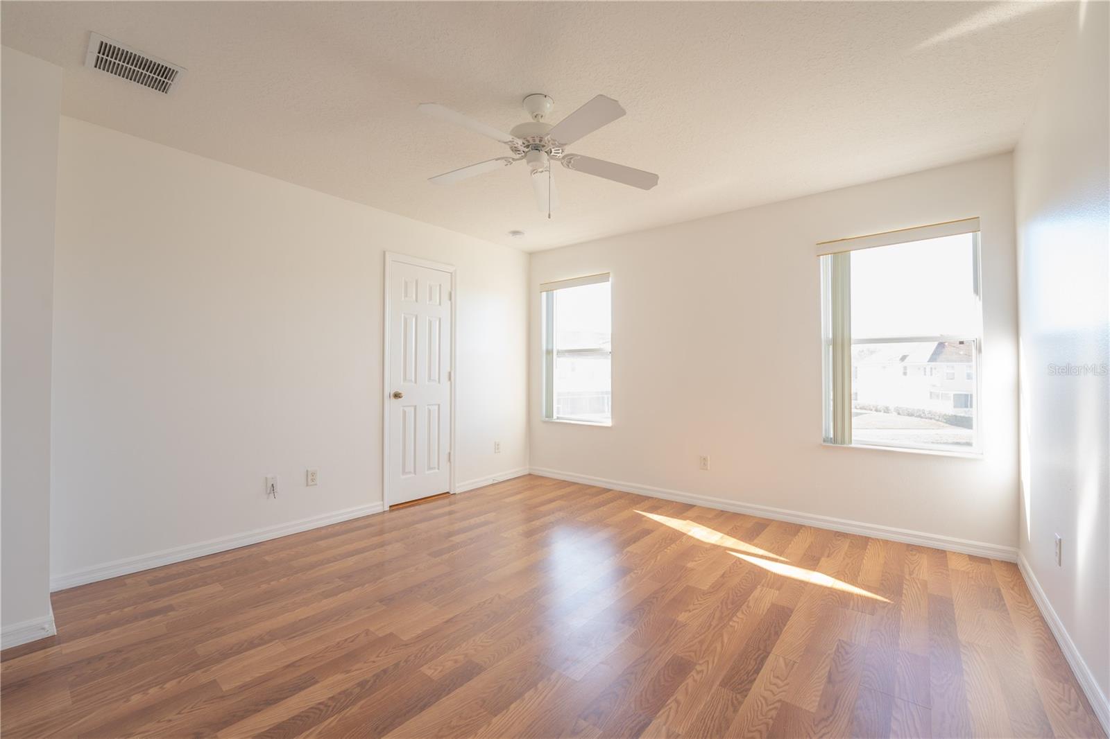 FIESTA KEY - Residential