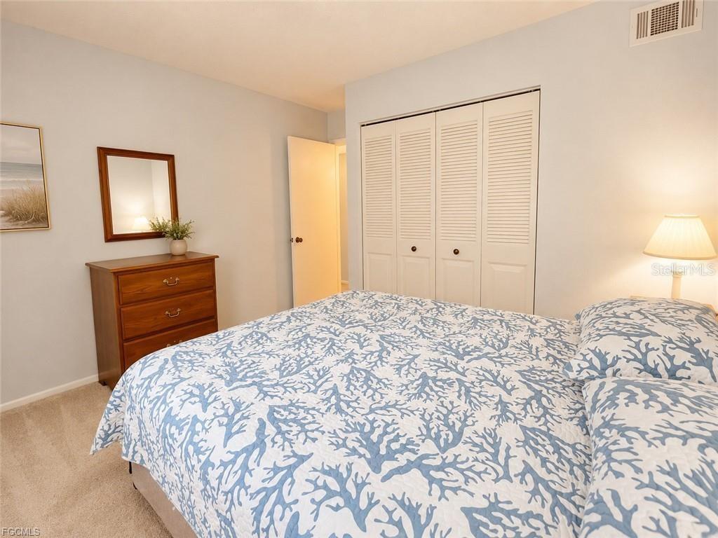 OAK FORREST - Residential