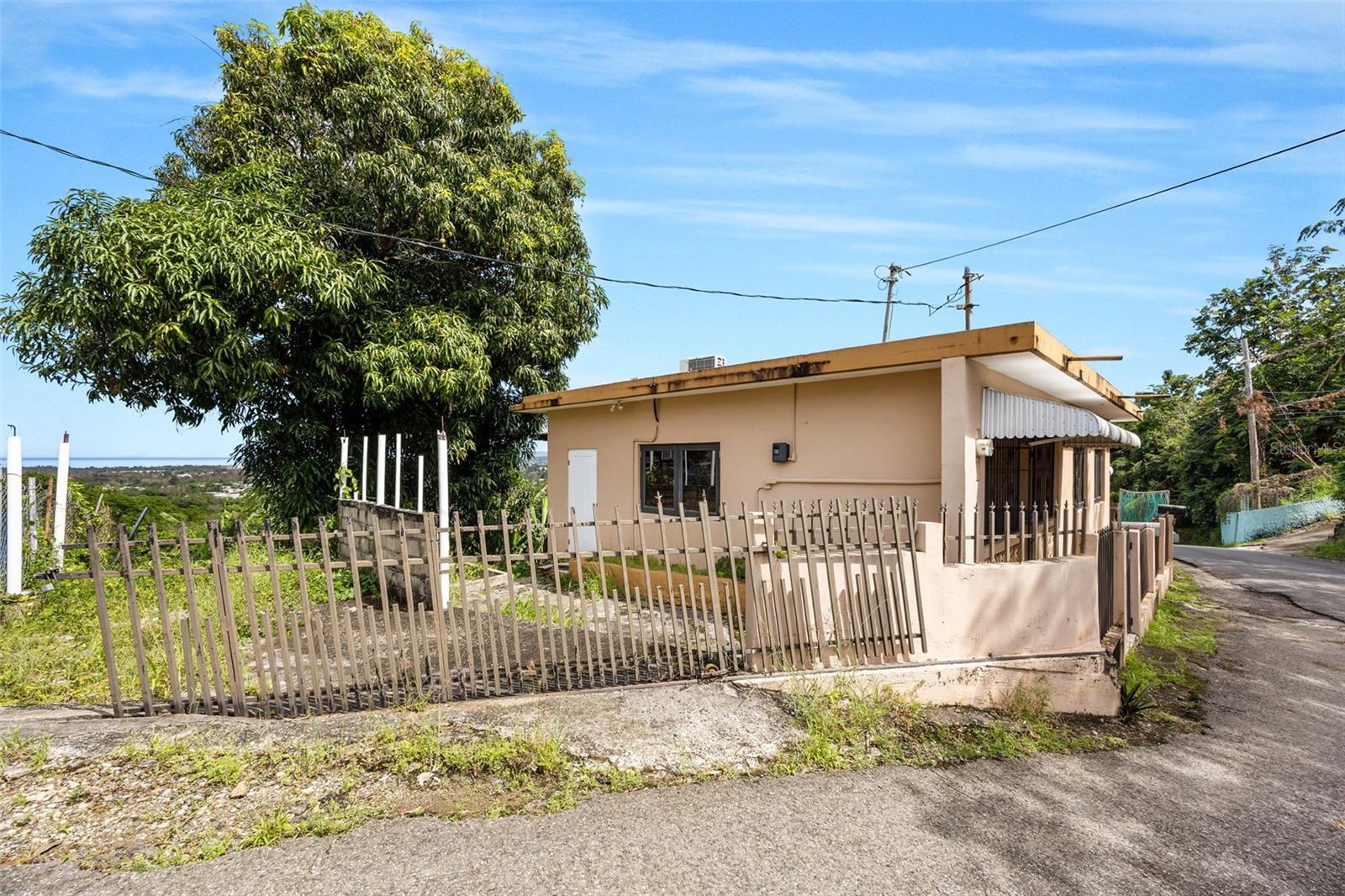 BO RIO HONDO SOLAR 6, PR, PUERTO RICO,00680 - Residential