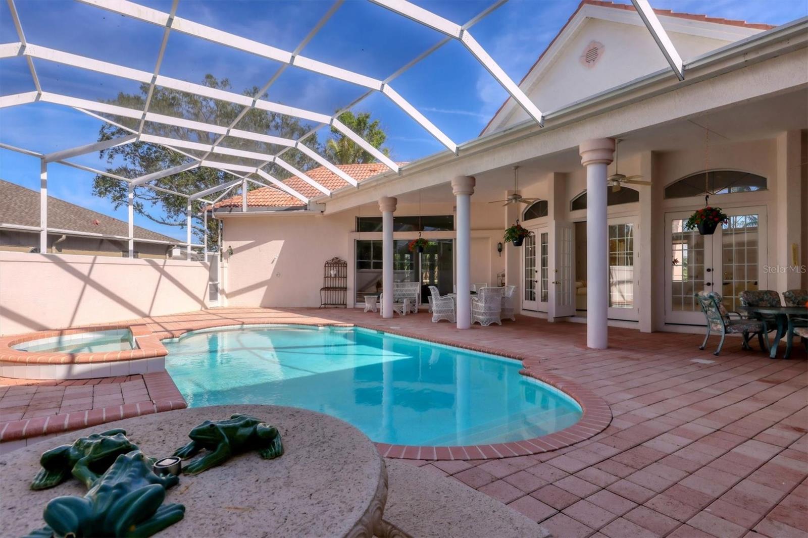 SIESTA COVE SUB - Residential