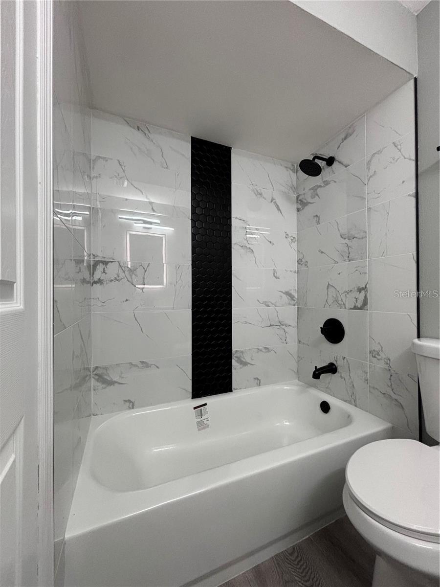 BVL UNIT 2 - Residential Lease