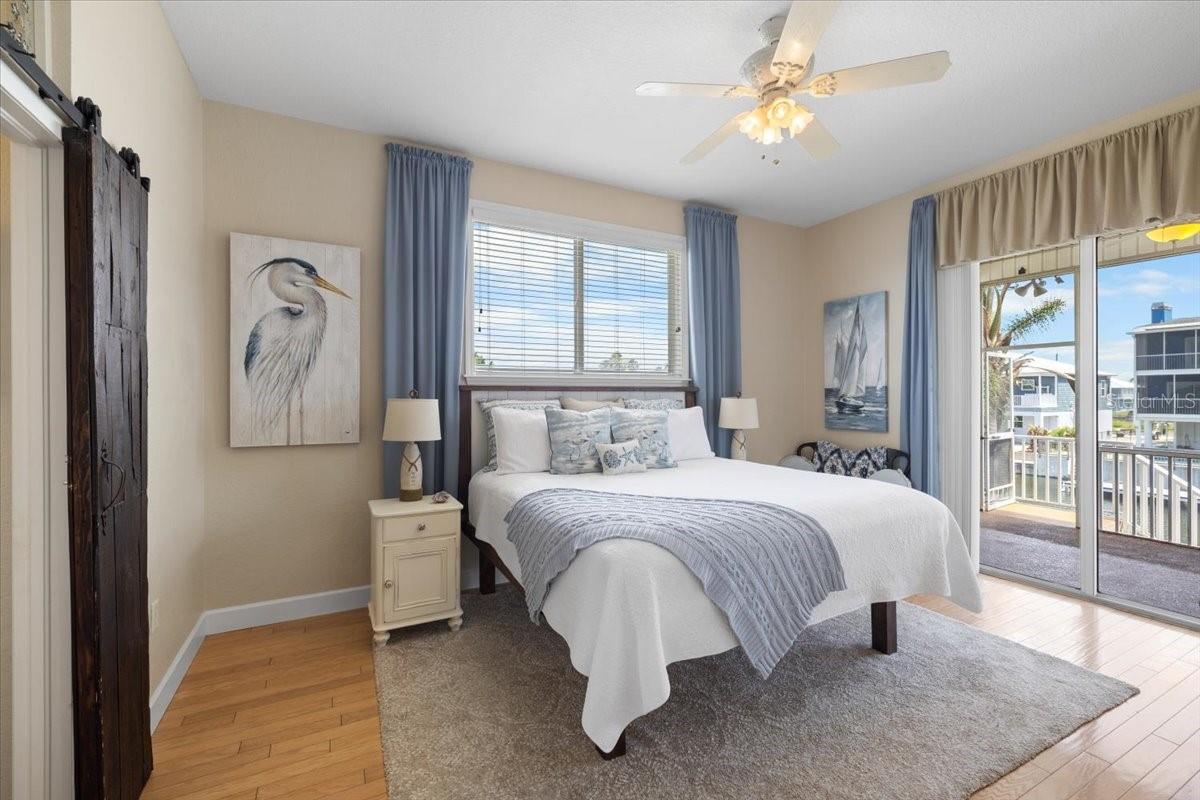 HERNANDO BEACH - Residential