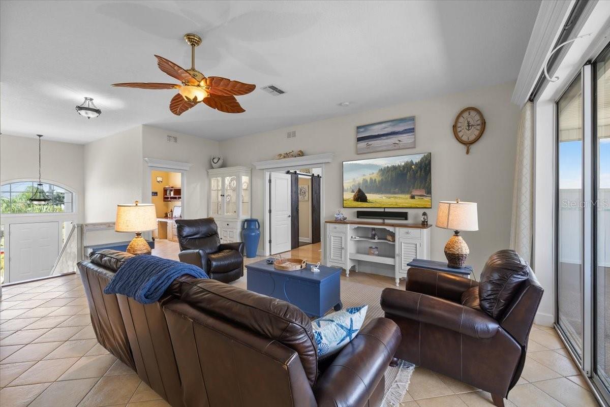 HERNANDO BEACH - Residential