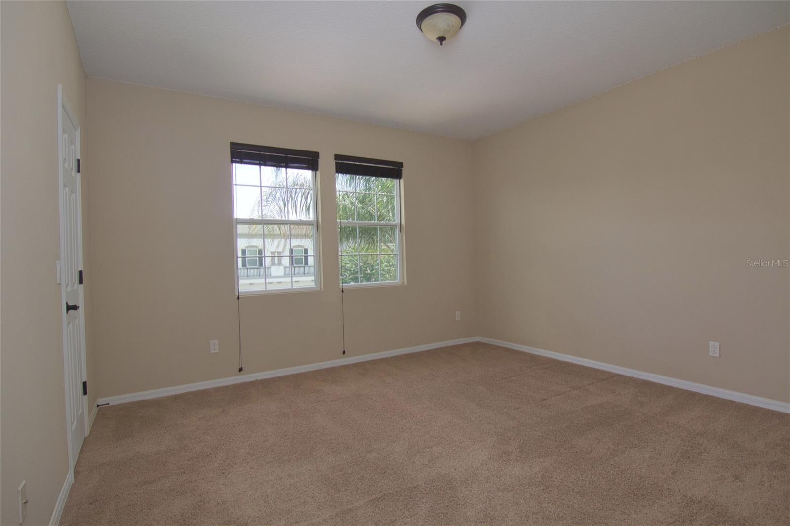 HICKORY HAMMOCK - Residential Lease
