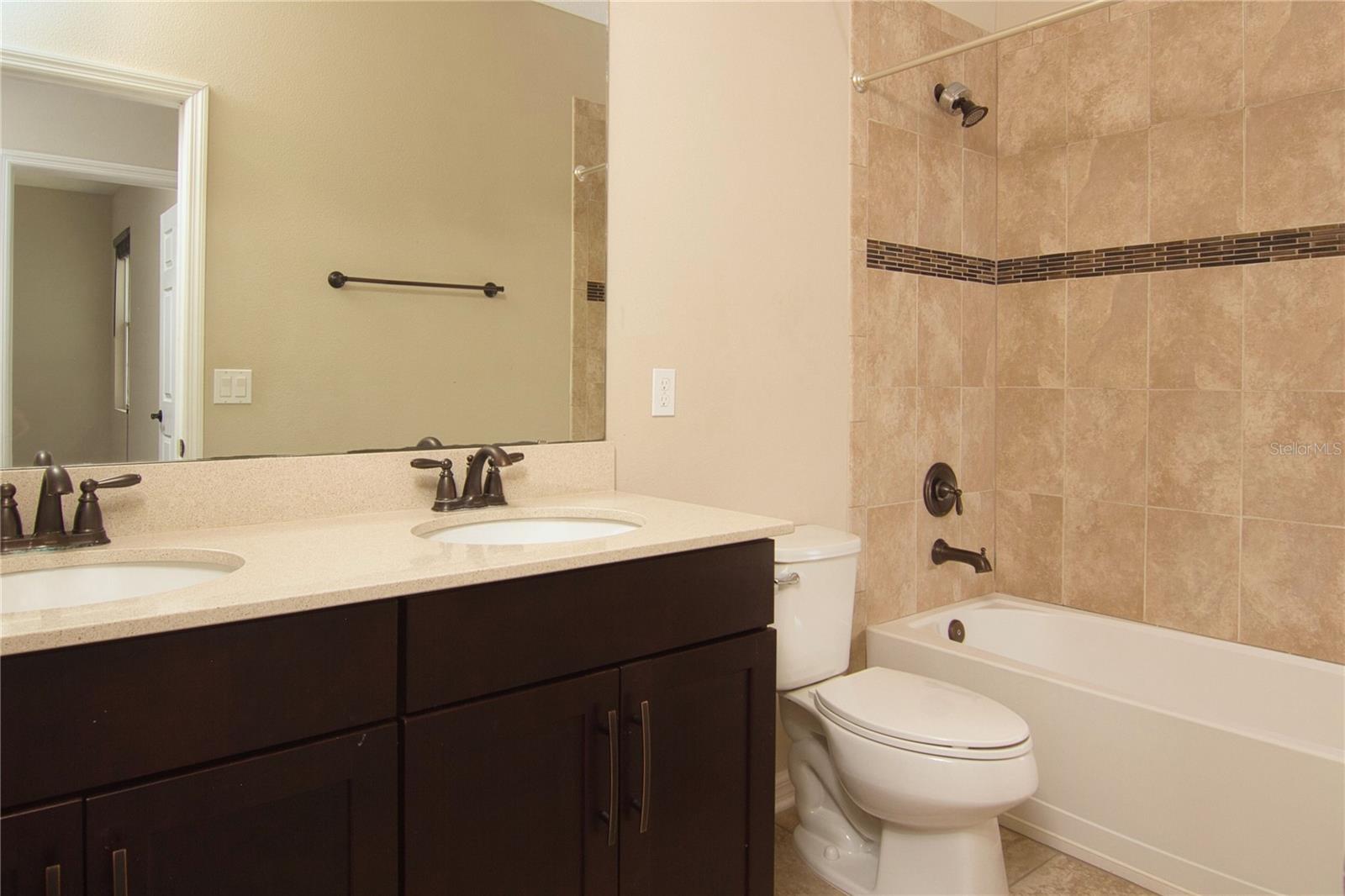 HICKORY HAMMOCK - Residential Lease