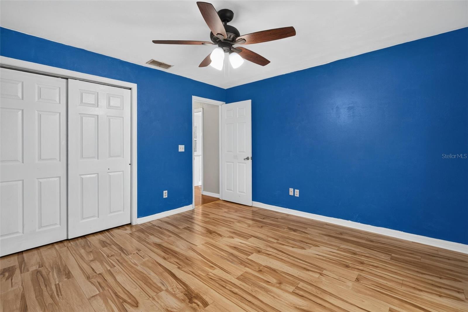 WOODLAKE - Residential