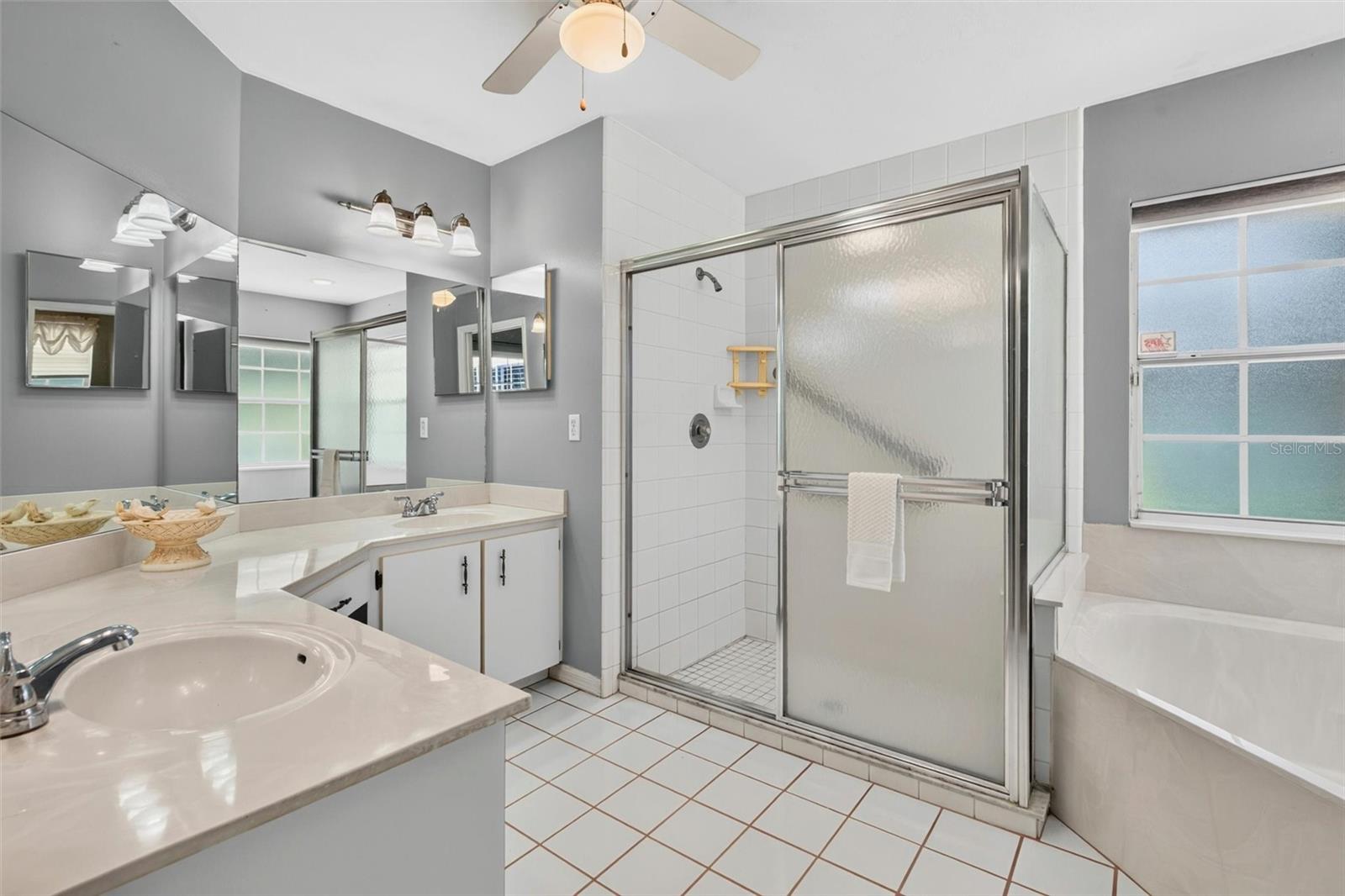 WOODLAKE - Residential