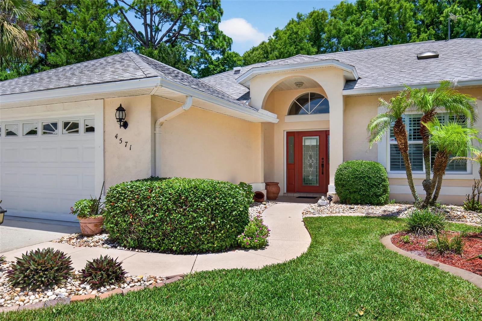 WOODLAKE - Residential