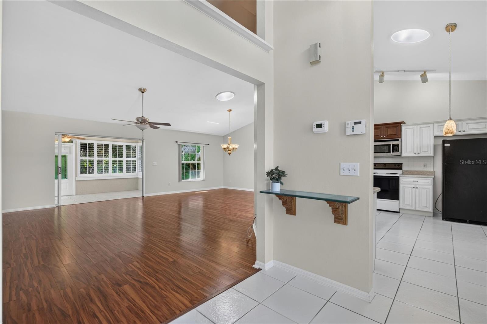 WOODLAKE - Residential