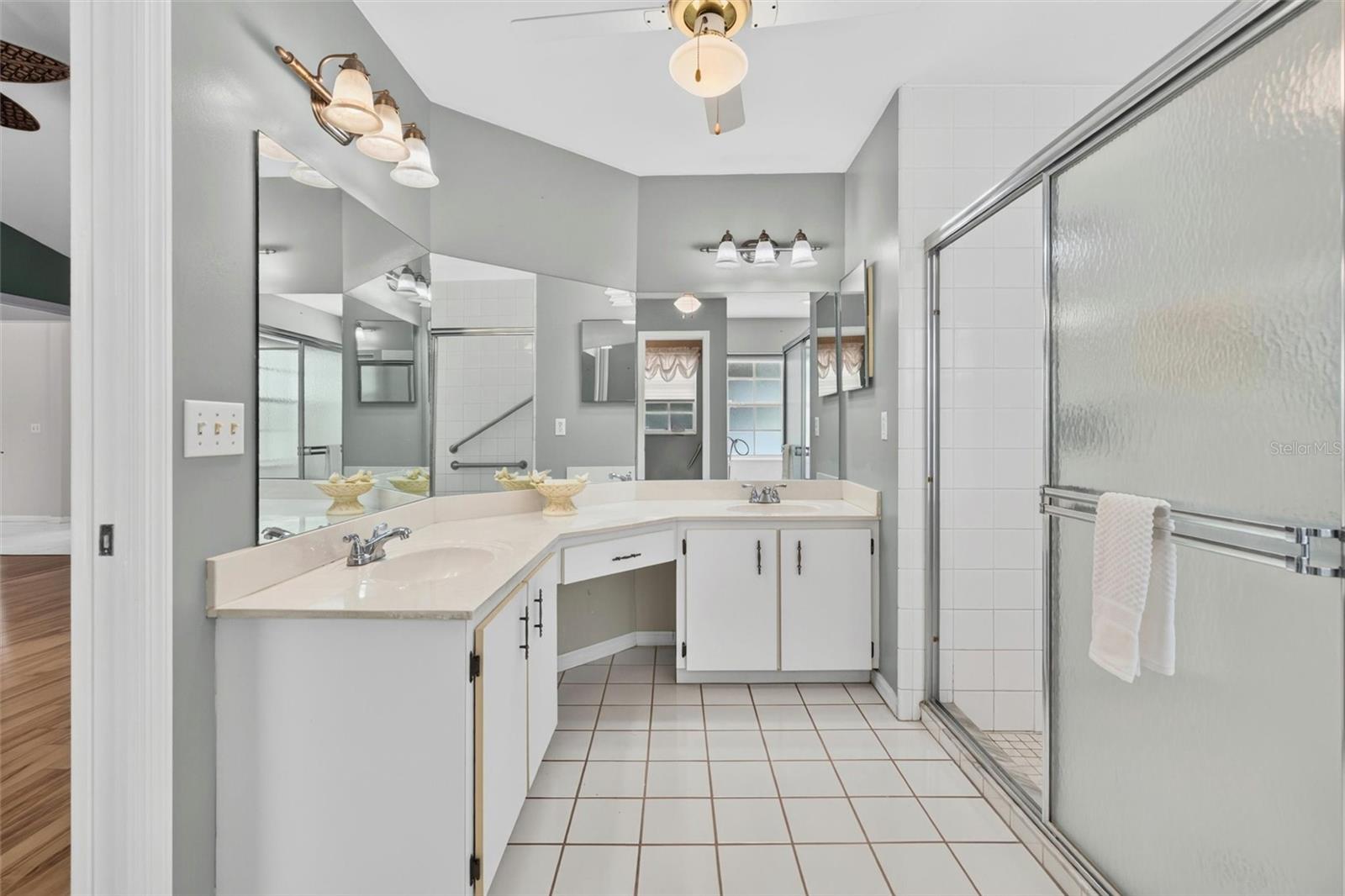 WOODLAKE - Residential