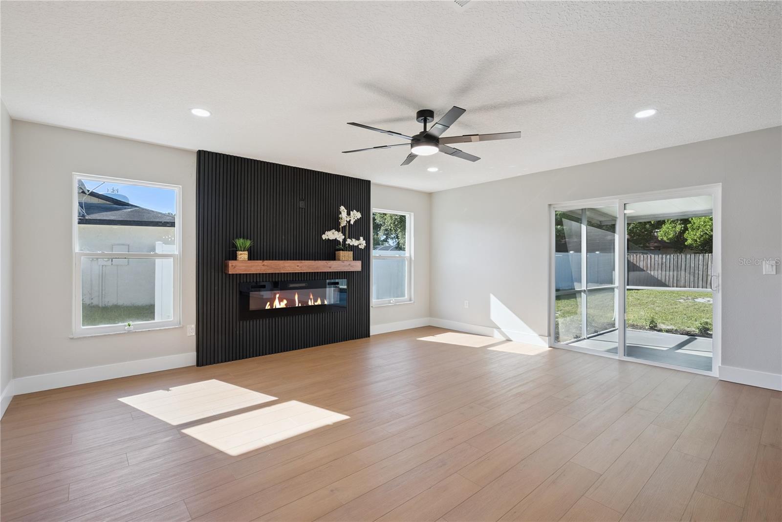 SAND LAKE HILLS SEC 03 - Residential