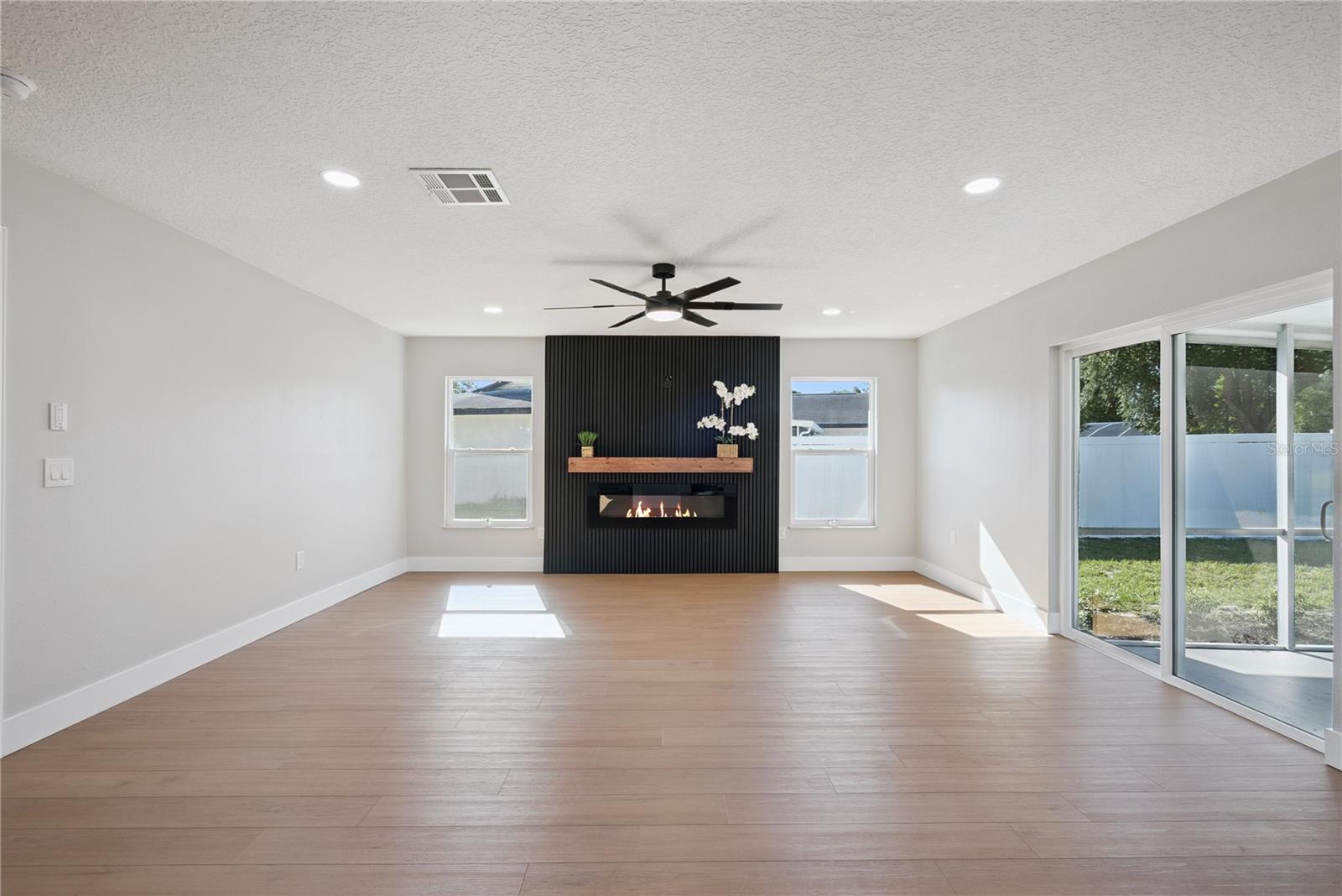 SAND LAKE HILLS SEC 03 - Residential