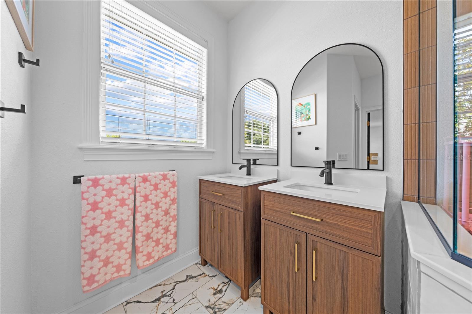 BIRCHWOOD NBHDS B & C - Residential