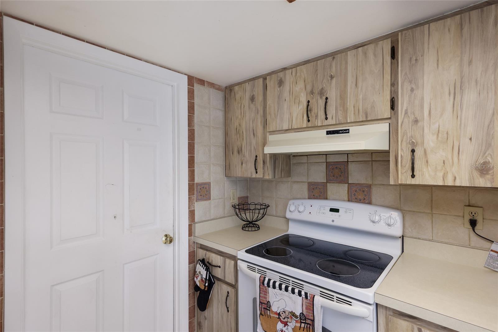 CEDAR HOLLOW - Residential