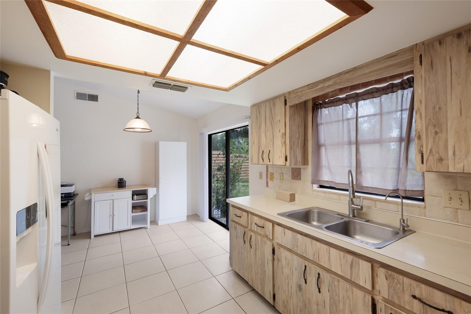 CEDAR HOLLOW - Residential