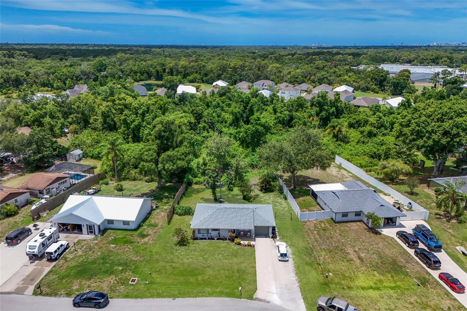 CEDAR HOLLOW - Residential