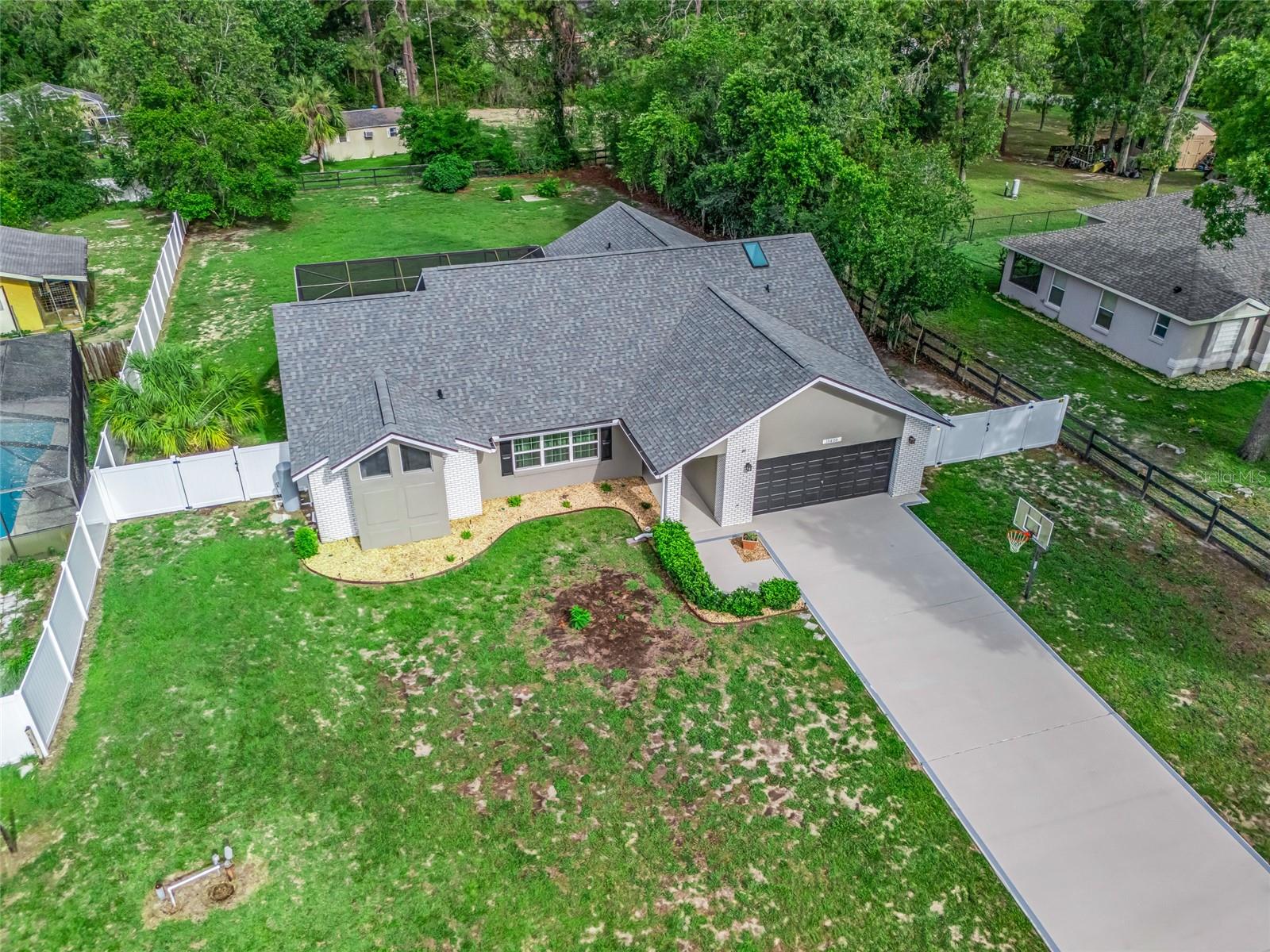 KINGSLAND COUNTRY ESTATE - Residential