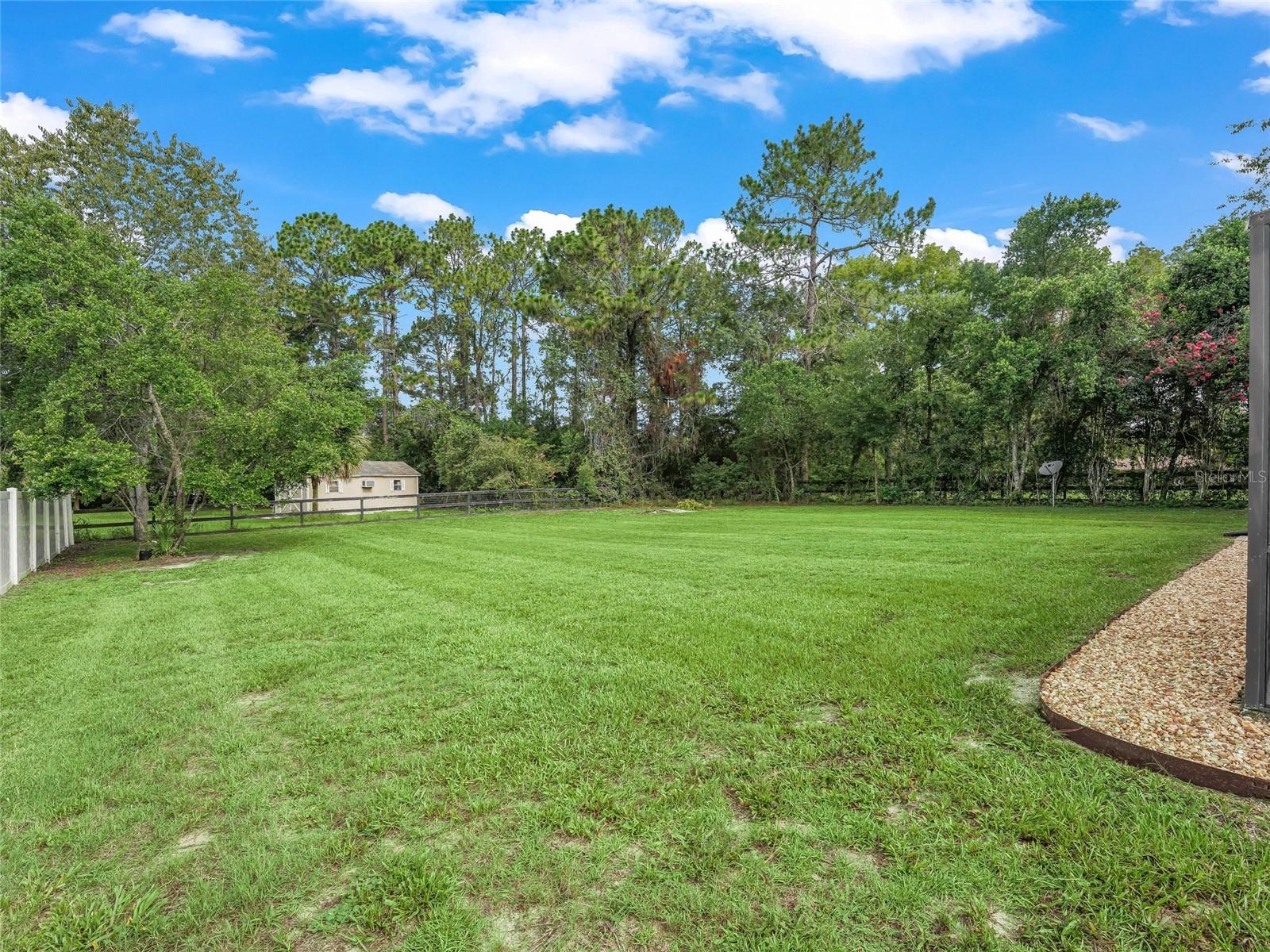 KINGSLAND COUNTRY ESTATE - Residential