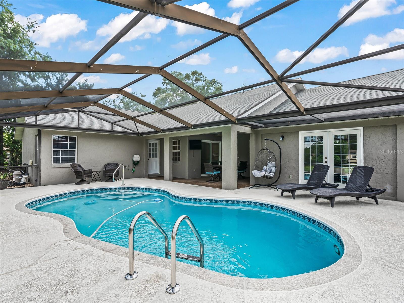 KINGSLAND COUNTRY ESTATE - Residential