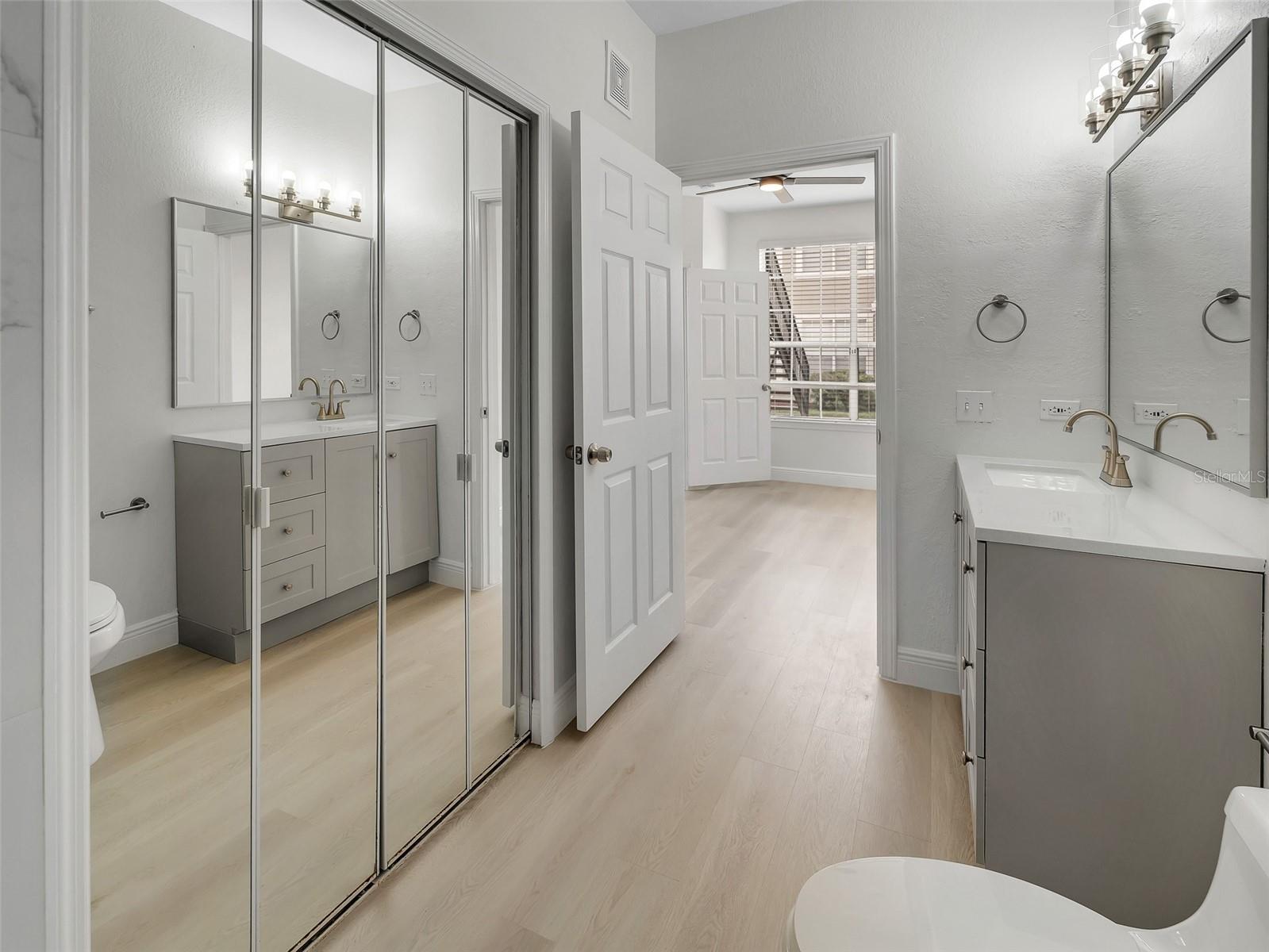 CENTRAL PK/LEE VISTA - Residential Lease