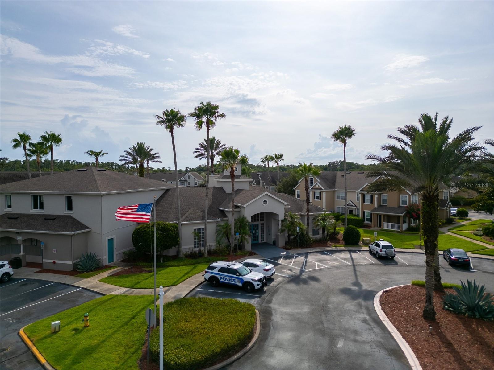 CENTRAL PK/LEE VISTA - Residential Lease