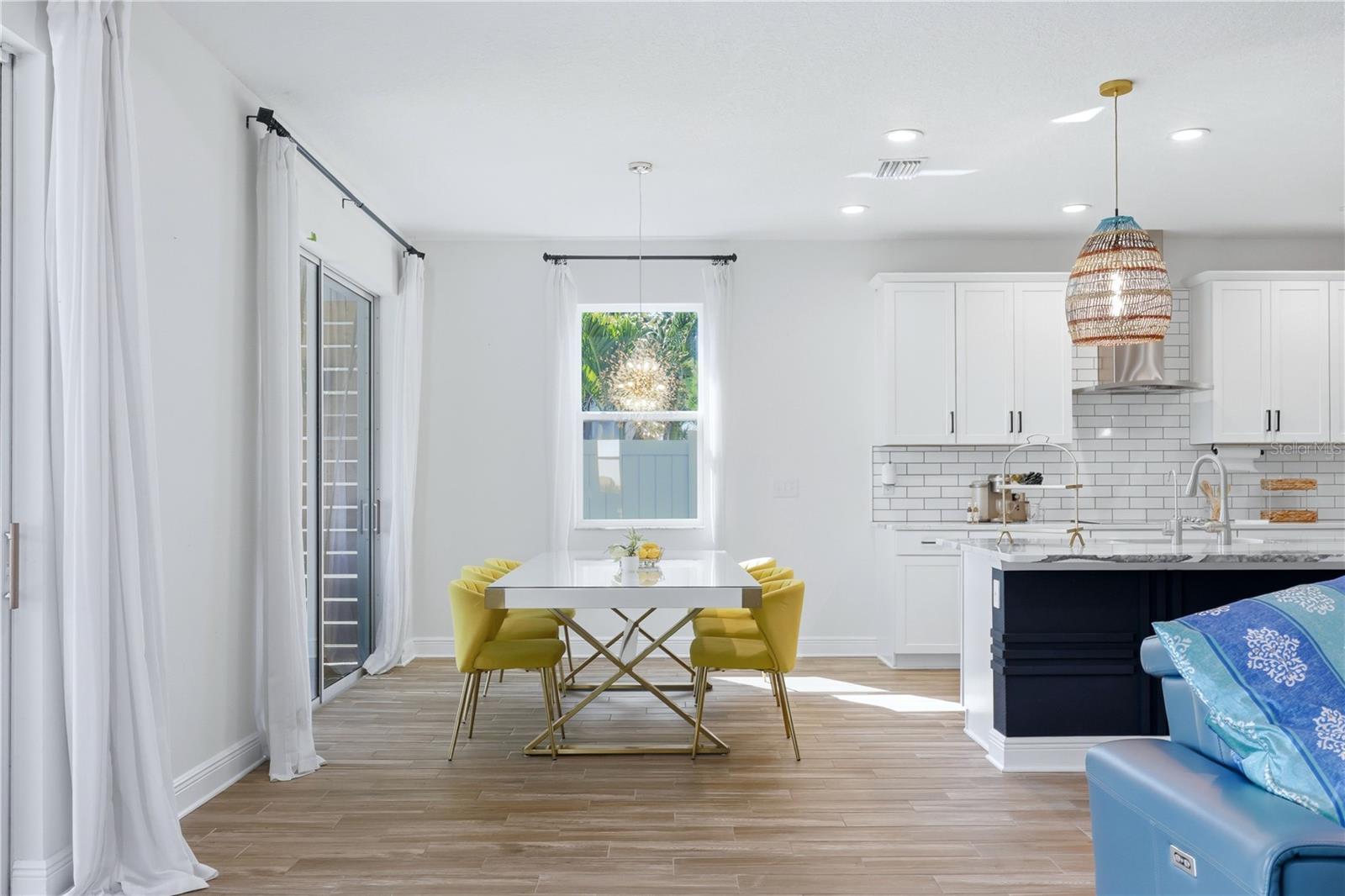 PROMENADE ESTATES PH I - Residential
