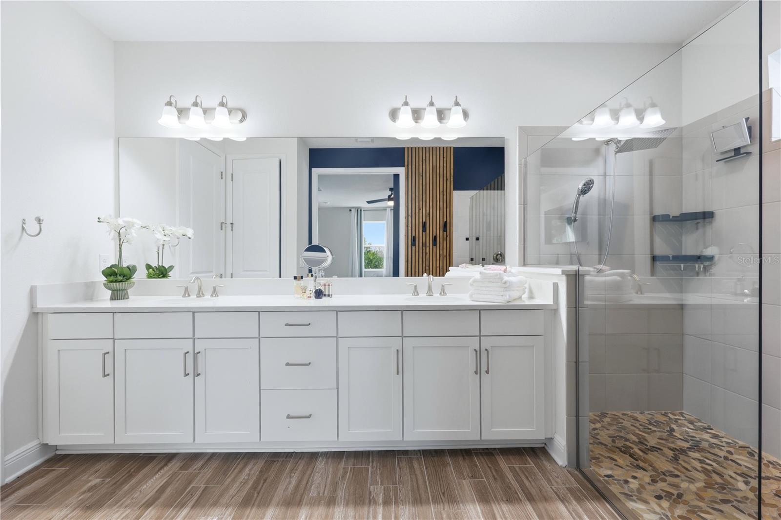 PROMENADE ESTATES PH I - Residential