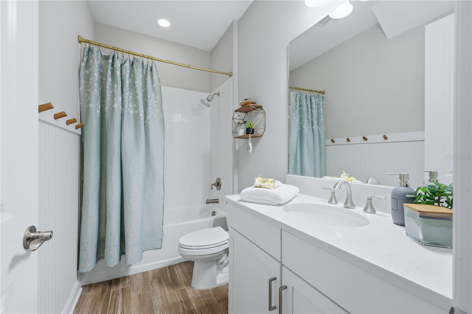 PROMENADE ESTATES PH I - Residential