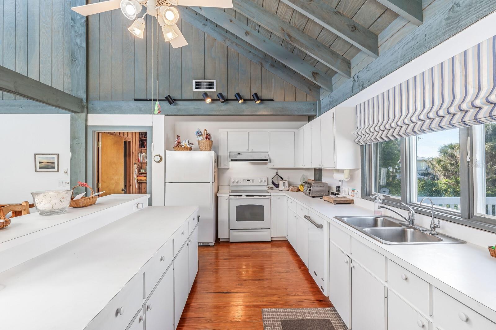 BOCA GRANDE ISLES - Residential