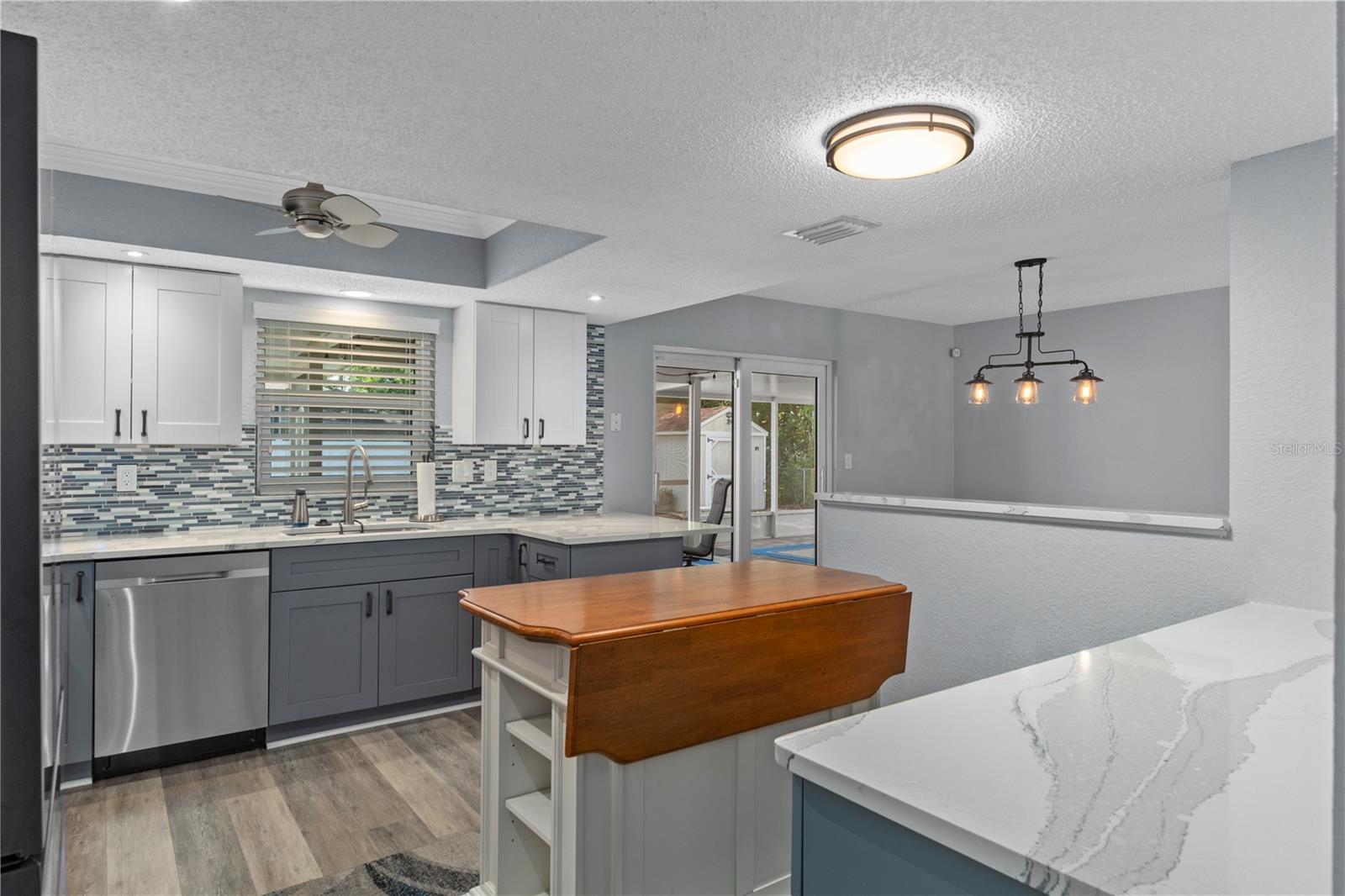 SPRING HILL - Residential