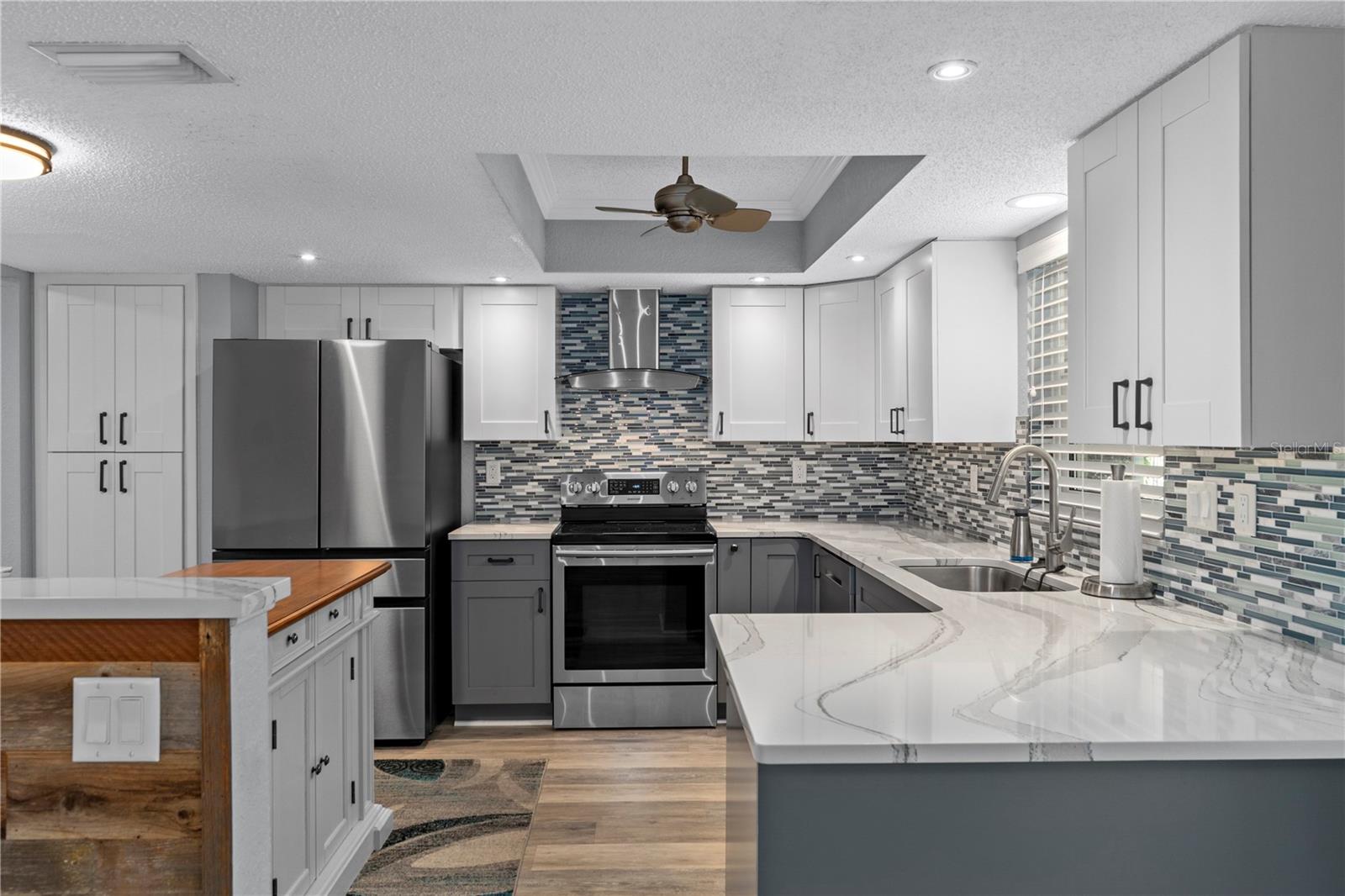 SPRING HILL - Residential