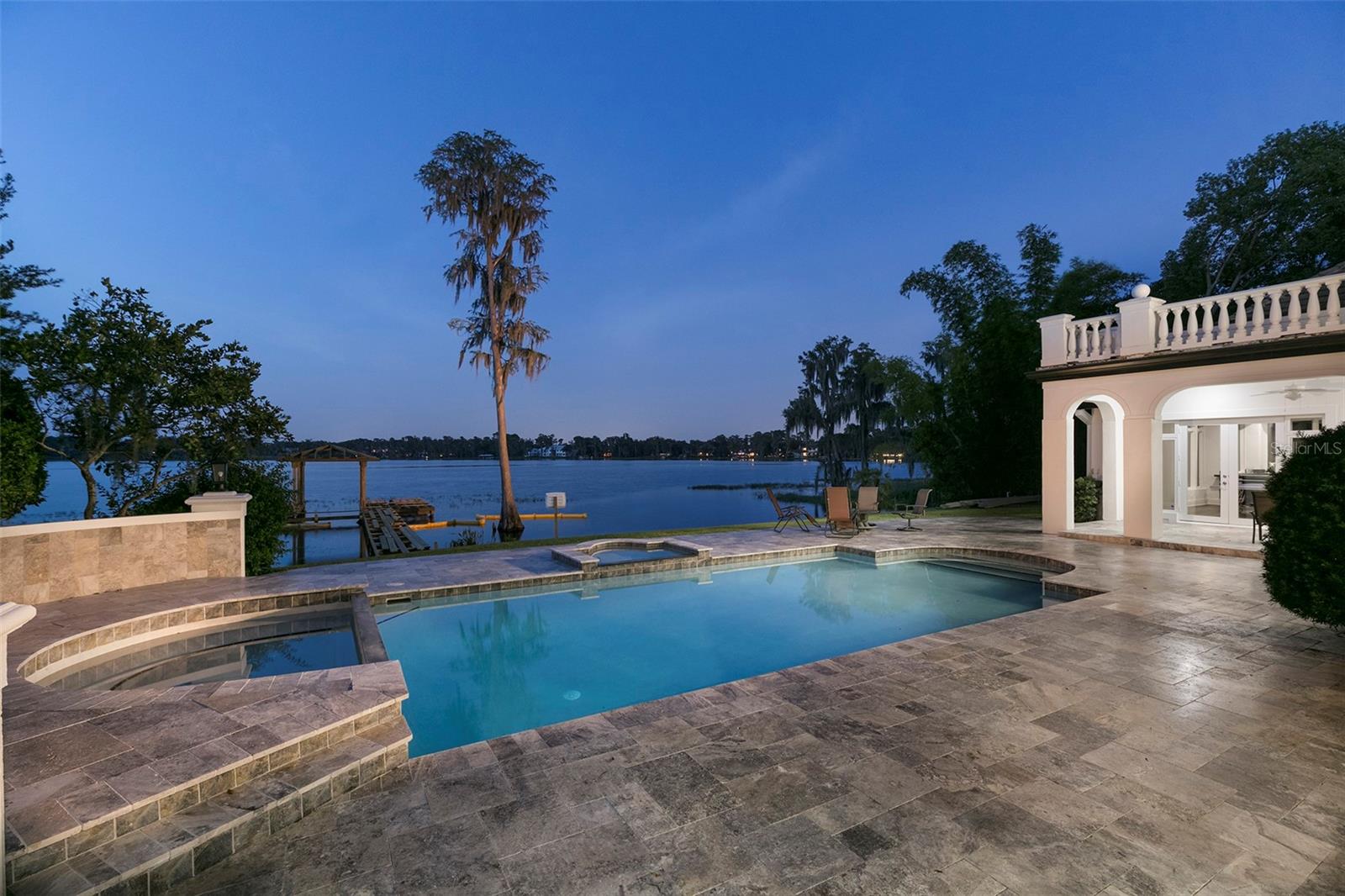 ISLEWORTH - Residential
