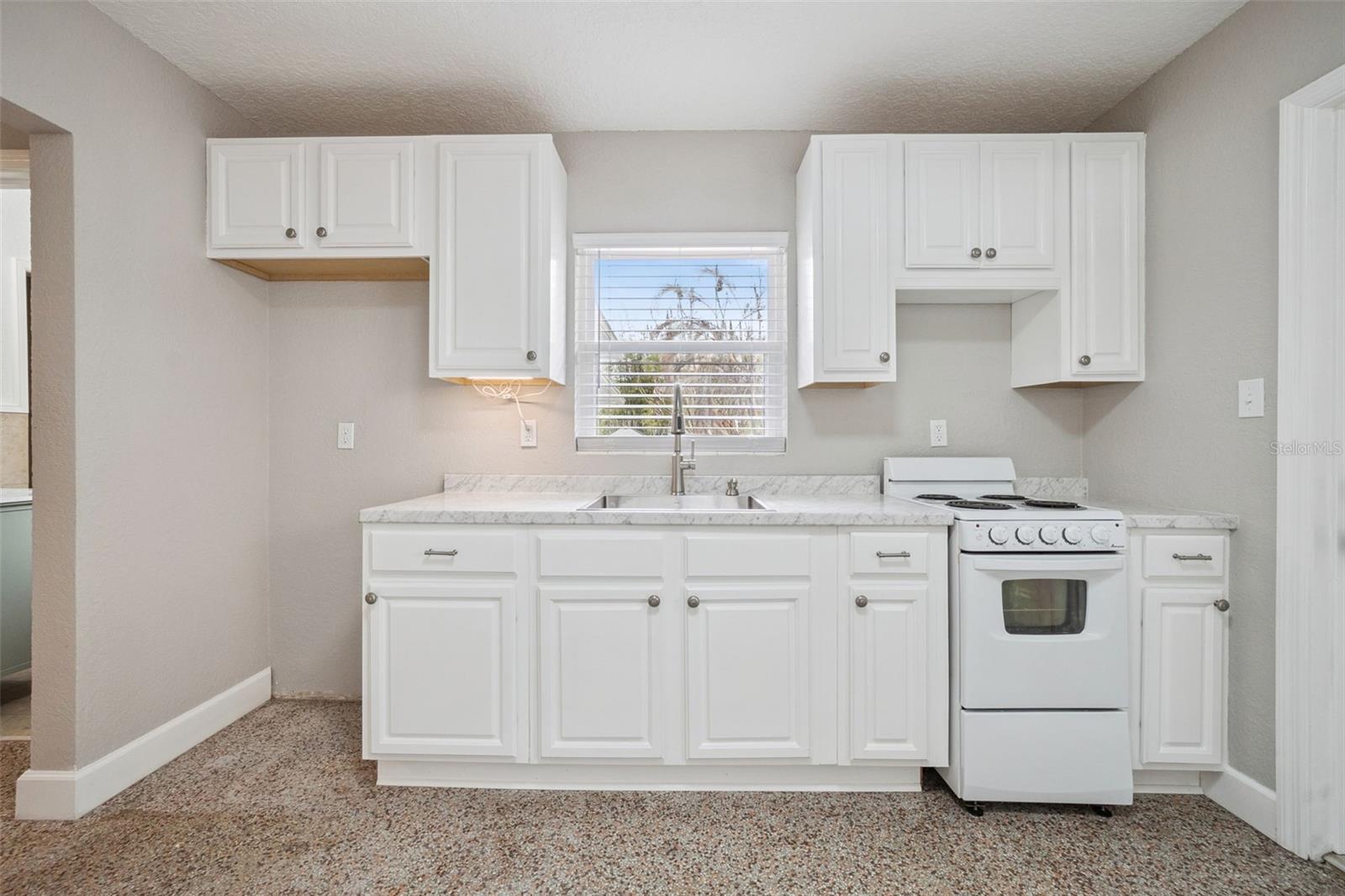 HILLCREST HEIGHTS 2ND ADD - Residential Income