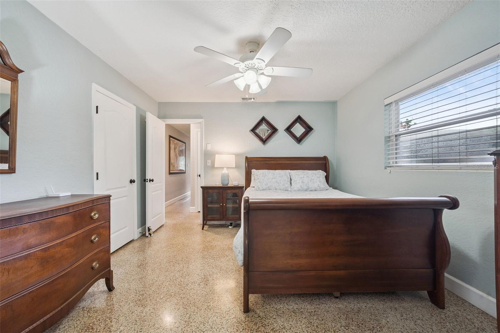 HILLCREST HEIGHTS 2ND ADD - Residential Income
