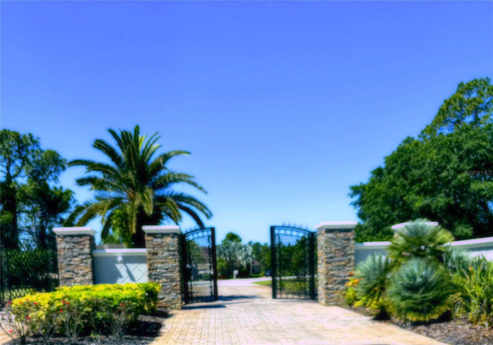 RIDGE LANDING - Land