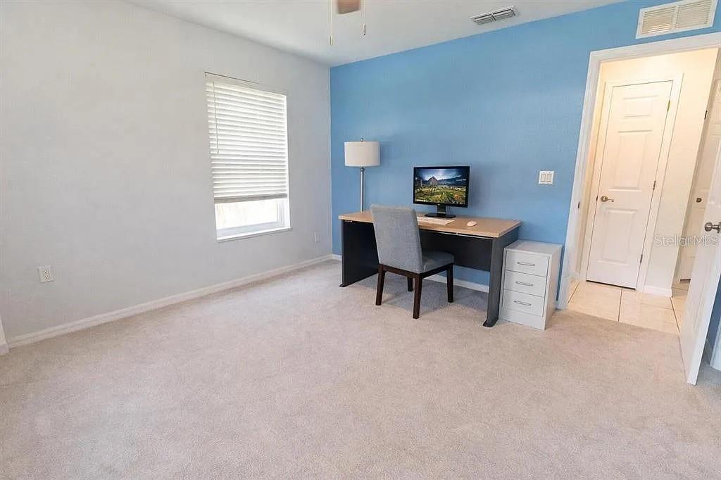CARRIAGE HILL - Residential
