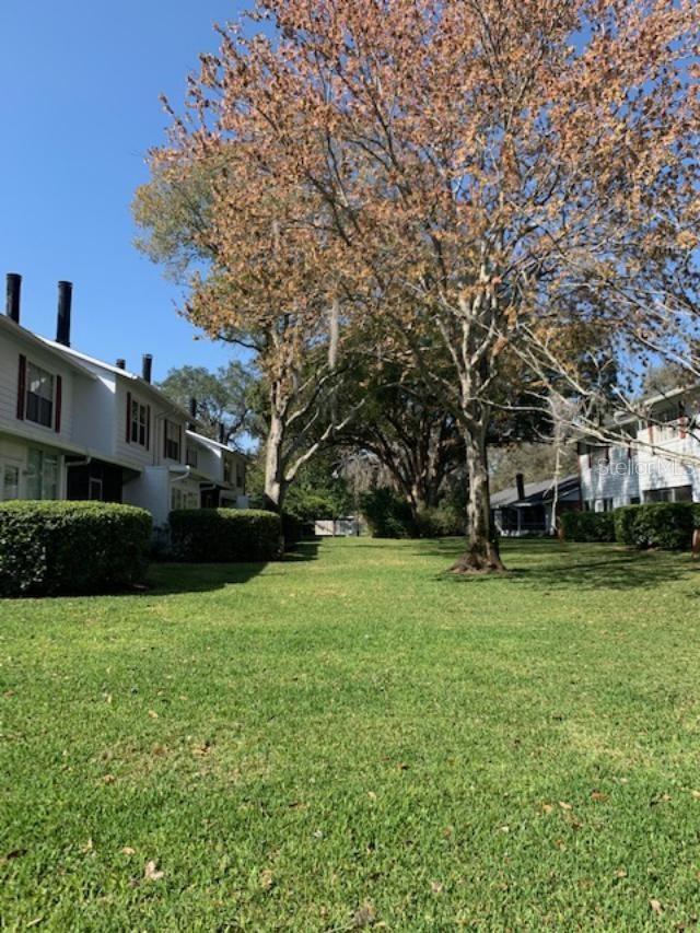LAZY OAKS CONDO - Residential