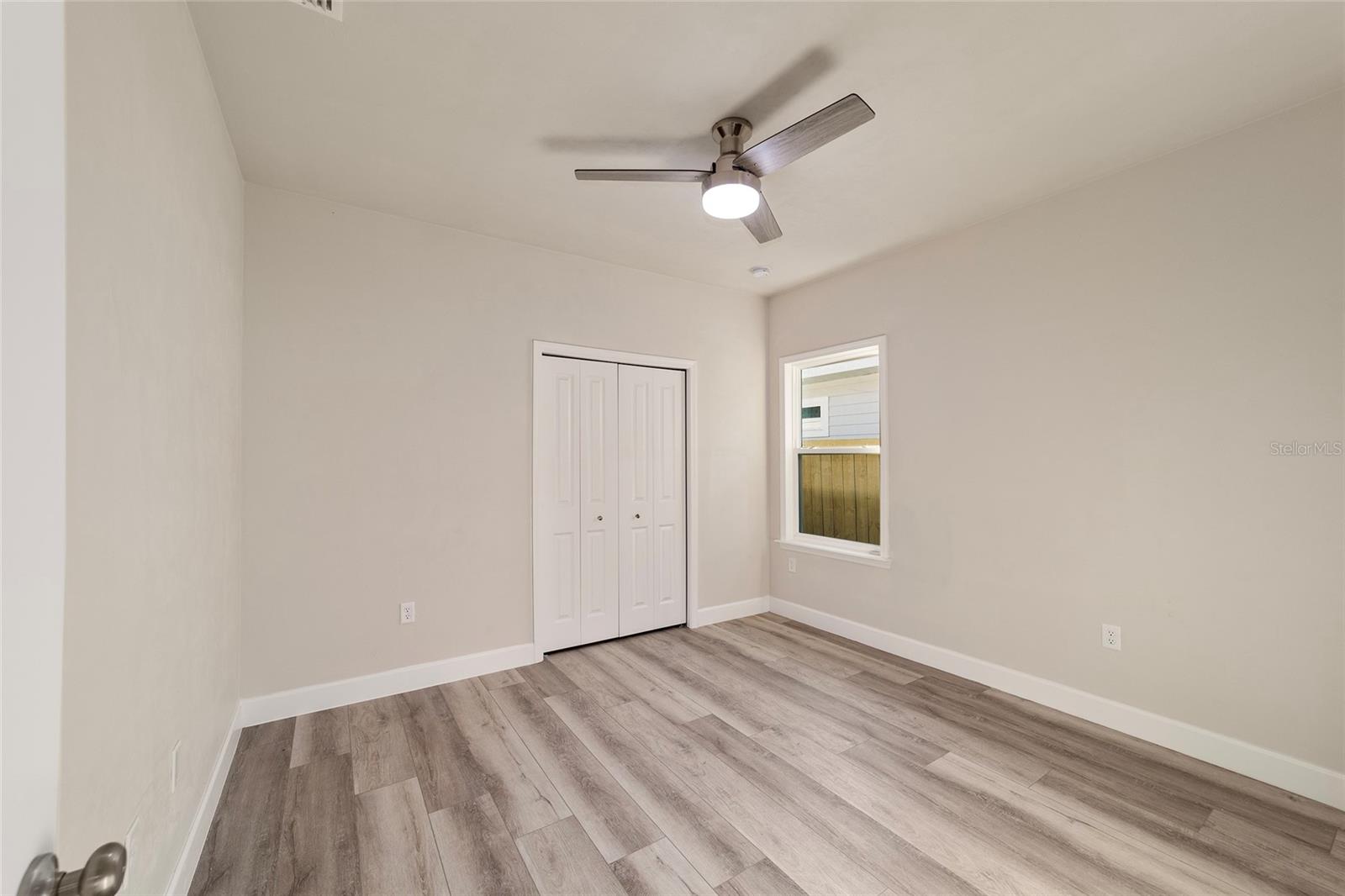 GRAND OAKS - Residential