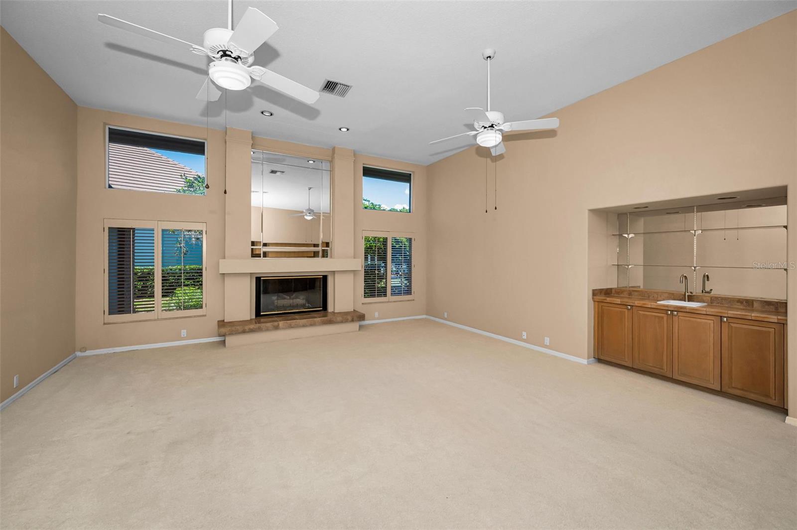 ABERDEEN UNIT ONE - Residential