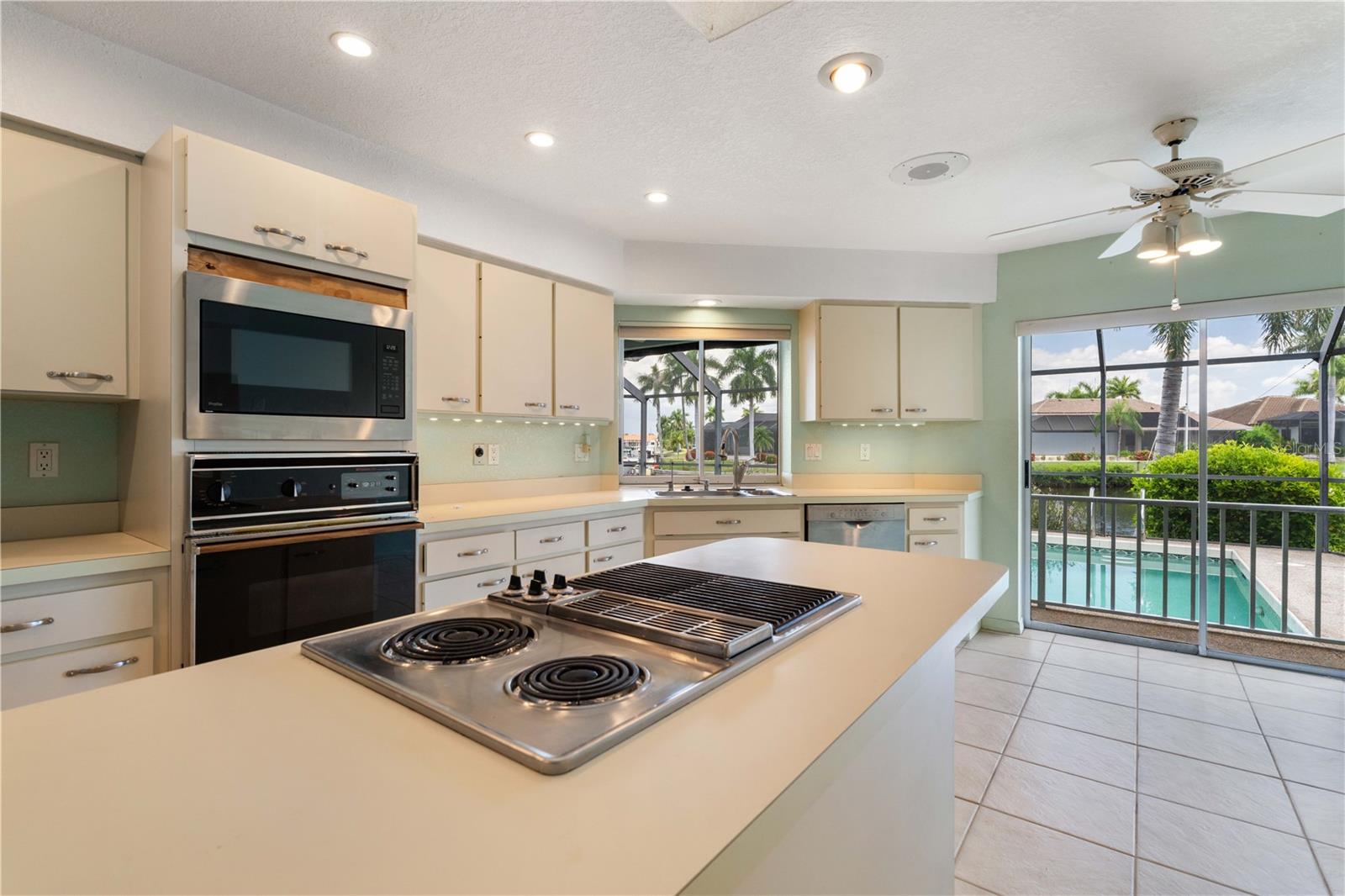 PUNTA GORDA ISLES SEC 14 - Residential